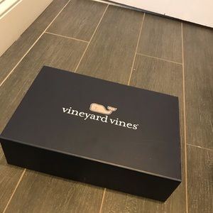VINEYARD VINES GIFT BOX